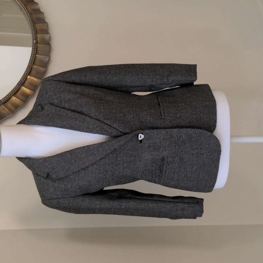NWOT size 4 Merona black and white professional blazer
